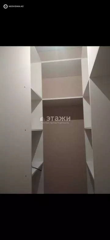 73 м², 2-комнатная квартира, этаж 2 из 9, 73 м², изображение - 4
