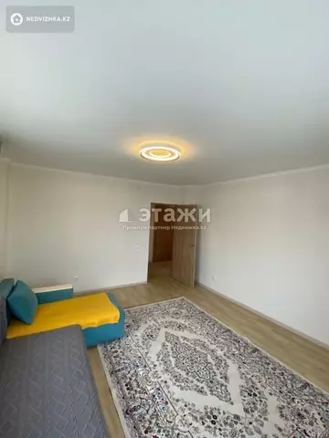 2-комнатная квартира, этаж 10 из 12, 63 м²