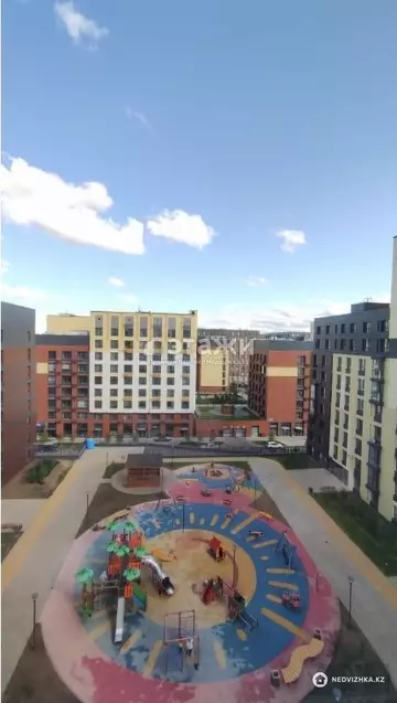 2-комнатная квартира, этаж 9 из 22, 41 м²