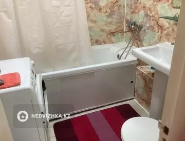 1-комнатная квартира, этаж 2 из 3, 45 м², Посуточно