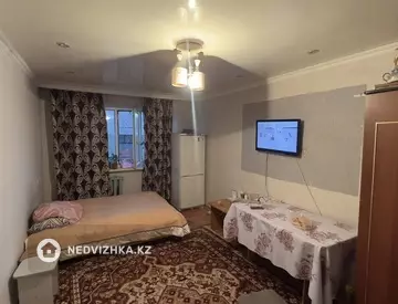 1-комнатная квартира, этаж 1 из 5, 32 м²
