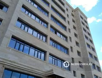 3-комнатная квартира, этаж 5 из 9, 105 м²