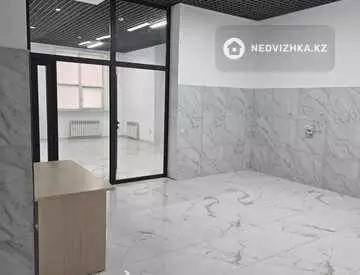 Помещение, этаж 1 из 1, 105 м², на длительный срок