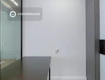131 м², 3-комнатная квартира, этаж 2 из 3, 131 м², изображение - 37