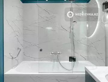 3-комнатная квартира, этаж 2 из 3, 131 м²
