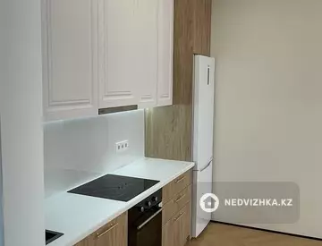 2-комнатная квартира, этаж 3 из 16, 45 м²