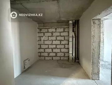 1-комнатная квартира, этаж 12 из 12, 33 м²