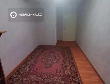 3-комнатная квартира, этаж 2 из 4, 60 м², на длительный срок