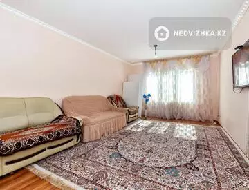 2-комнатная квартира, этаж 9 из 25, 72 м²