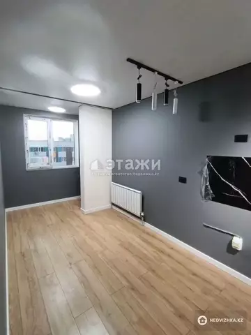 1-комнатная квартира, этаж 9 из 9, 41 м²