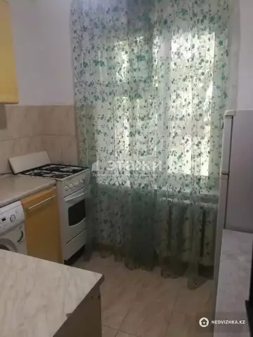 1-комнатная квартира, этаж 4 из 4, 31 м²