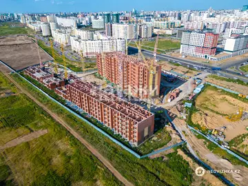 2-комнатная квартира, этаж 8 из 12, 68 м²