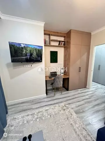 1-комнатная квартира, этаж 6 из 9, 38 м²