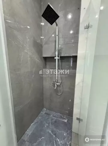 2-комнатная квартира, этаж 6 из 15, 42 м²