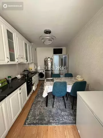 2-комнатная квартира, этаж 2 из 9, 63 м²