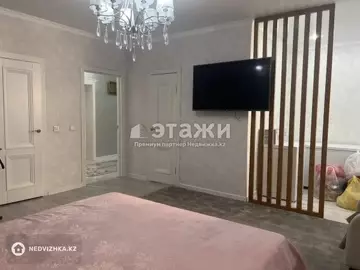 4-комнатная квартира, этаж 2 из 9, 163 м²