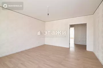 2-комнатная квартира, этаж 8 из 9, 64 м²