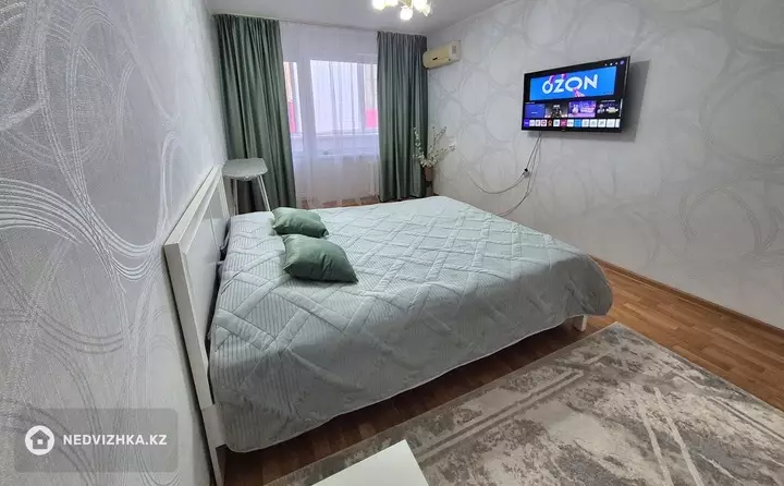 32 м², 1-комнатная квартира, этаж 2 из 5, 32 м², посуточно, изображение - 1