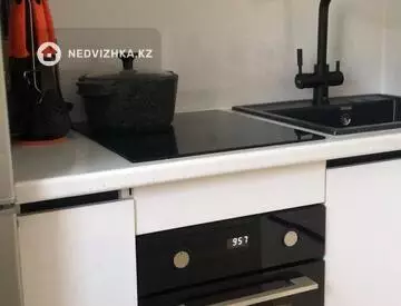 2-комнатная квартира, этаж 2 из 5, 48 м²