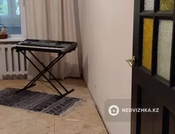 2-комнатная квартира, этаж 4 из 5, 48 м²