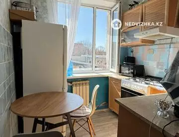 2-комнатная квартира, этаж 2 из 2, 44 м²