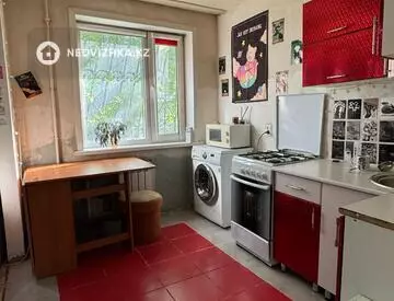 1-комнатная квартира, этаж 1 из 5, 30 м²