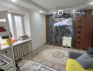 2-комнатная квартира, этаж 1 из 5, 42 м²