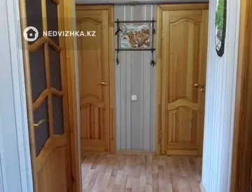 3-комнатная квартира, этаж 3 из 5, 60 м²