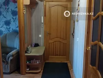 3-комнатная квартира, этаж 3 из 5, 60 м²