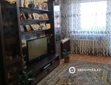 3-комнатная квартира, этаж 3 из 5, 60 м²