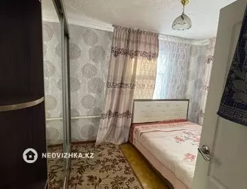 4-комнатный дом, 7 соток, 64 м²