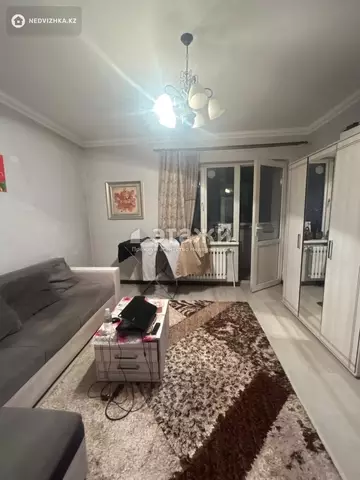 1-комнатная квартира, этаж 11 из 16, 58 м²