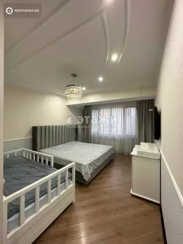 3-комнатная квартира, этаж 12 из 14, 92 м²