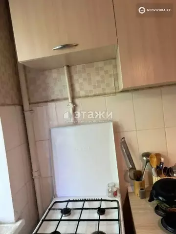 2-комнатная квартира, этаж 2 из 4, 42 м²
