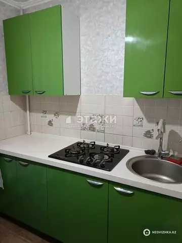 1-комнатная квартира, этаж 3 из 5, 32 м²