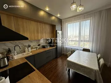 3-комнатная квартира, этаж 15 из 16, 90 м²