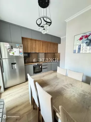 2-комнатная квартира, этаж 4 из 9, 59 м²