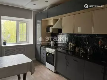 4-комнатная квартира, этаж 4 из 5, 130 м²