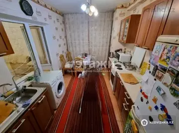 3-комнатная квартира, этаж 3 из 6, 90 м²