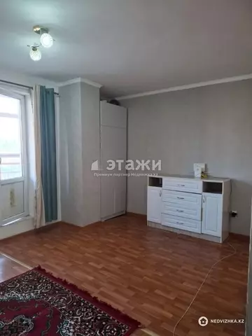 1-комнатная квартира, этаж 3 из 12, 42 м²