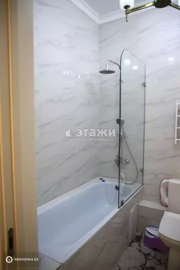 2-комнатная квартира, этаж 9 из 9, 51 м²