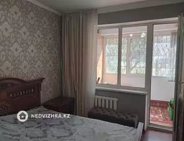 3-комнатная квартира, этаж 1 из 5, 65 м²