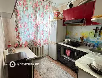 2-комнатная квартира, этаж 2 из 5, 49 м²