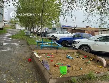 2-комнатная квартира, этаж 1 из 2, 56 м²