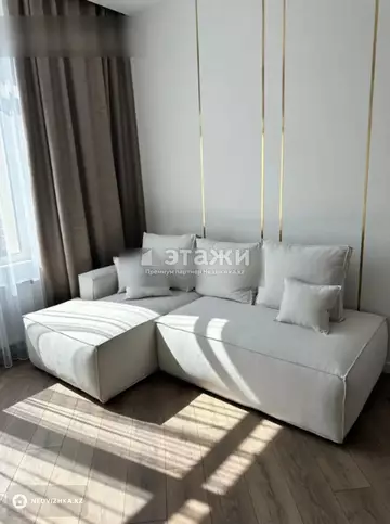 2-комнатная квартира, этаж 6 из 10, 56 м²