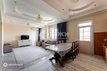 3-комнатная квартира, этаж 6 из 20, 106 м²