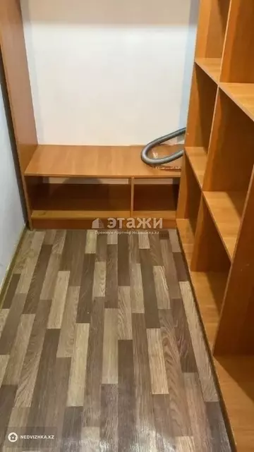 1-комнатная квартира, этаж 10 из 12, 49 м²