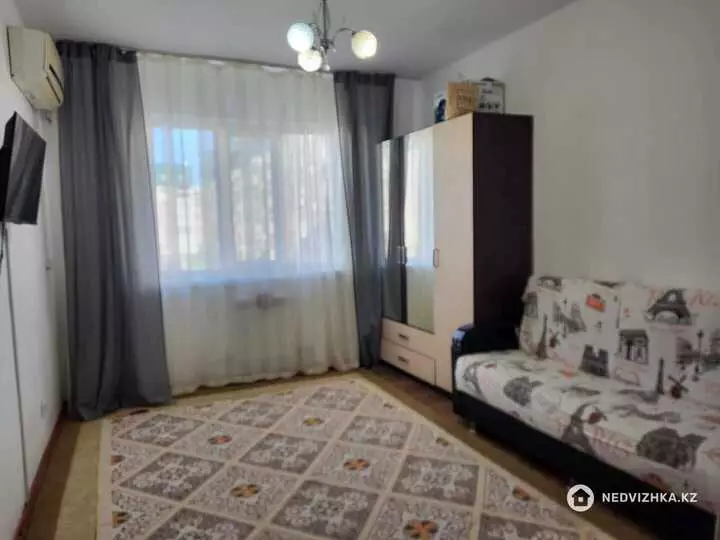 40 м², 1-комнатная квартира, этаж 2 из 6, 40 м², на длительный срок, изображение - 1
