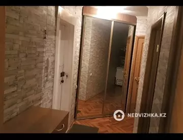 2-комнатная квартира, этаж 4 из 5, 47 м²