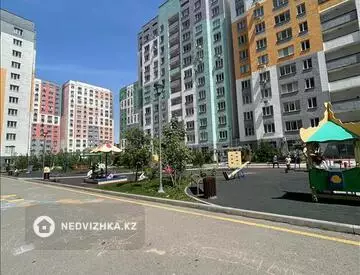 2-комнатная квартира, этаж 7 из 16, 60 м²